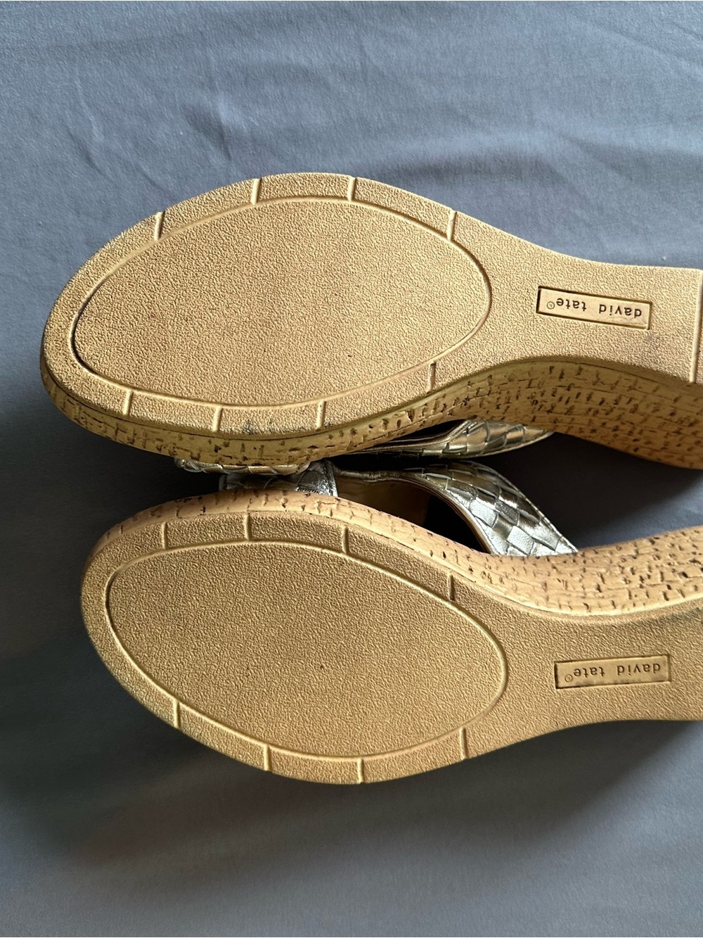 David Tate Metallic Gold Woven Espadrille Slide Sandals - Picture 3 of 4